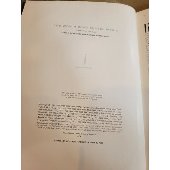 VTG World Book Encyclopedia 1963 Volume 9 Top Edge Gold Gilt "I" Study Reference - Picture 3 of 8